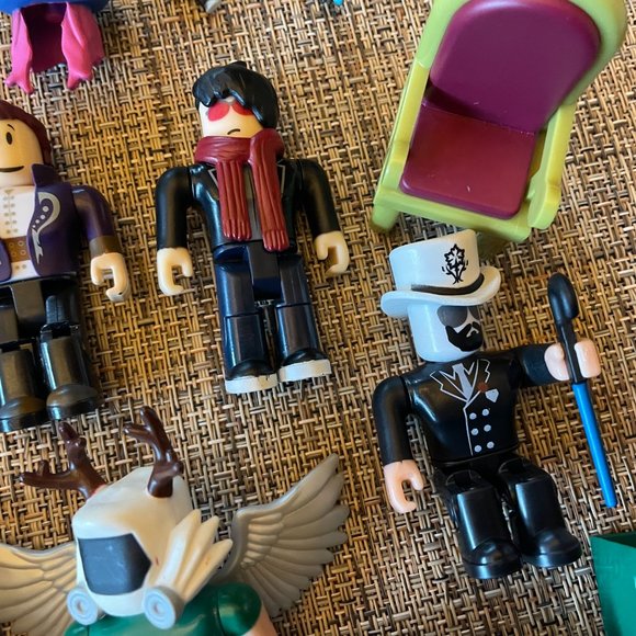Roblox Figures & Misc Pieces * LOT * Figurines * EUC * Poseable - Picture 6 of 9